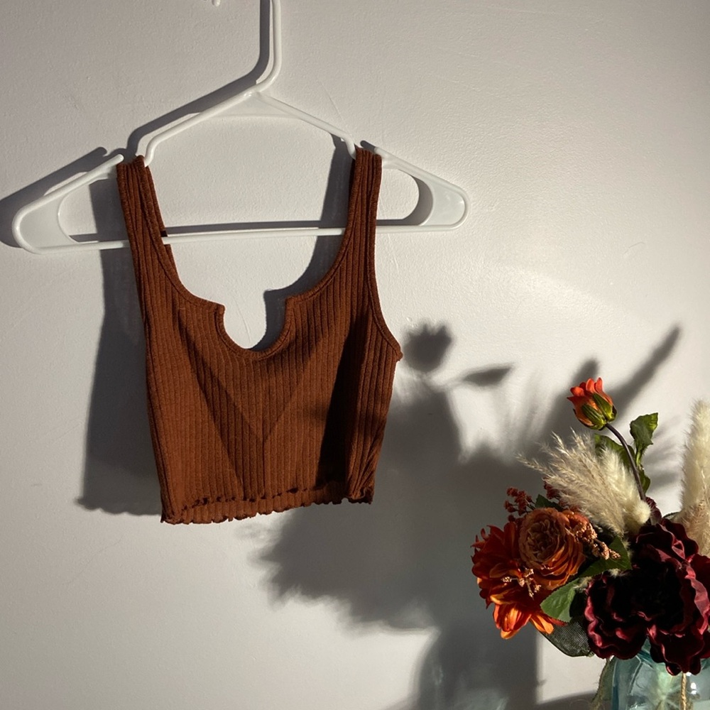 SHEIN Cropped Low-Cut Tank